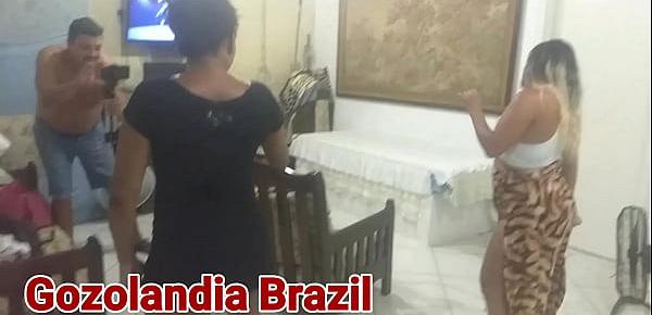  Bastidores só o melhor das gravações...sigam nossos canais pra verem como  ficou o vídeo com el toro de oro e Paty bumbum com Bombomd4 e Bruxo Fire